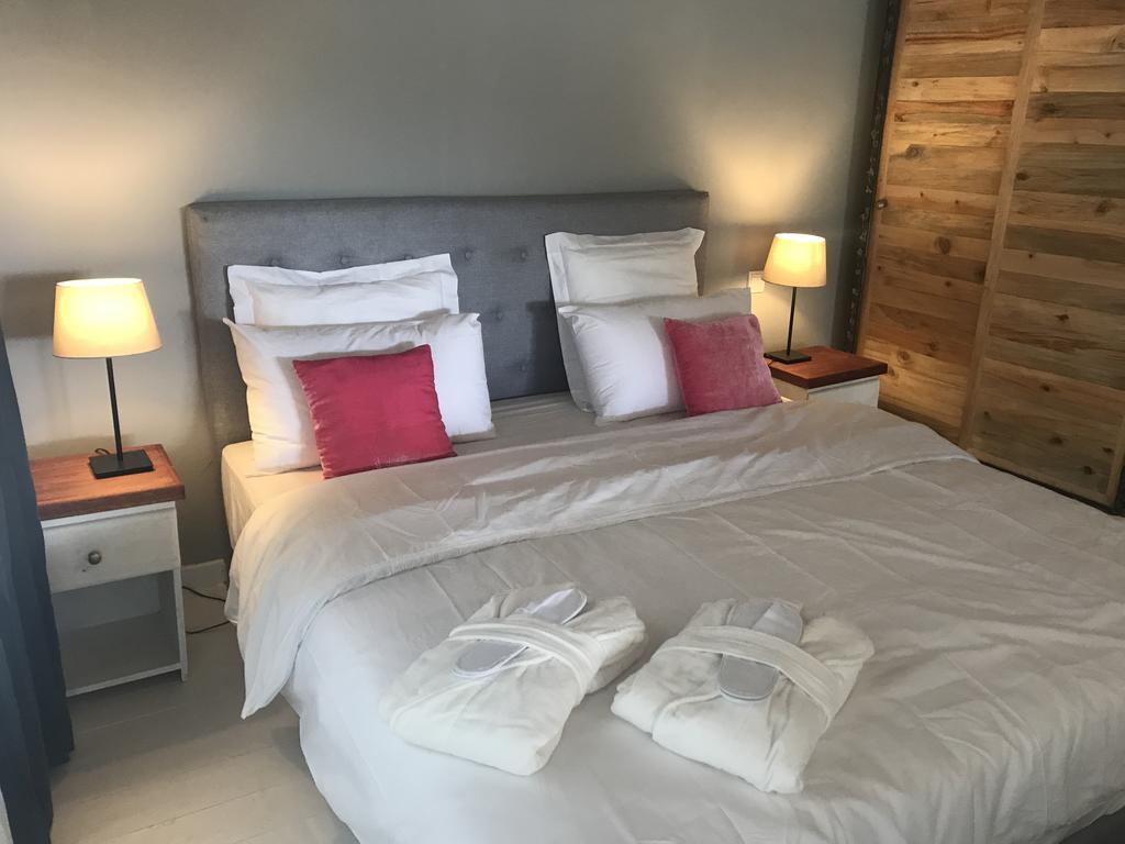 Pili Pili Boutique Hotel Кигали Номер фото