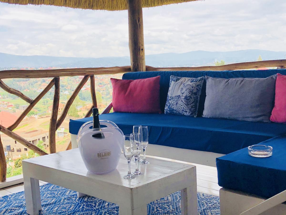Pili Pili Boutique Hotel Кигали Экстерьер фото